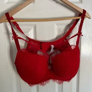 Cacique 40D Red Bra with Tiny Bows And Gold Heart! NWOT Never Worn/Washed!Cute!